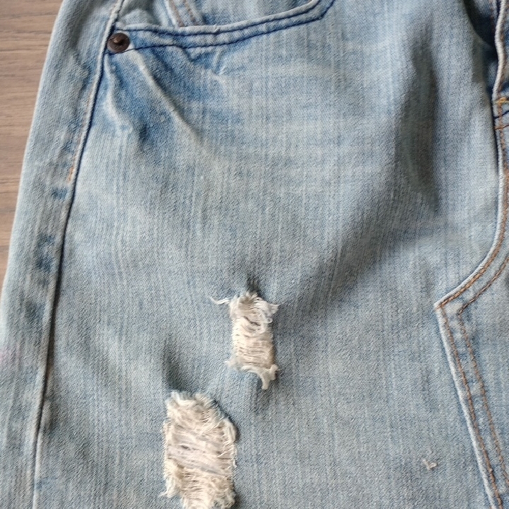 Levi's‎ Denim Mini Skirt with Distressed Accents - Picture 9 of 15